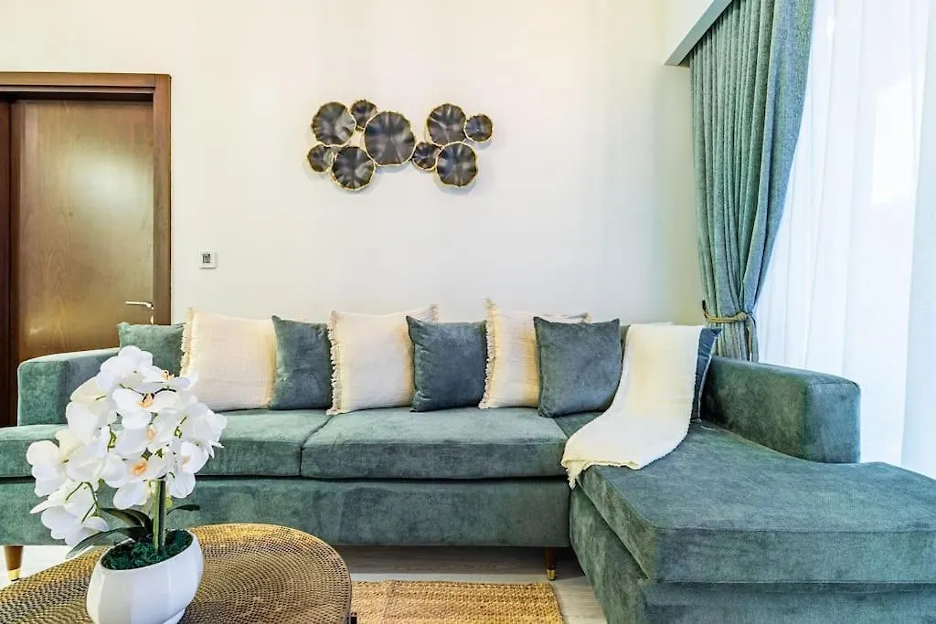 Elegant 2 Bedroom In Business Bay With Burj View Dubai Apartment