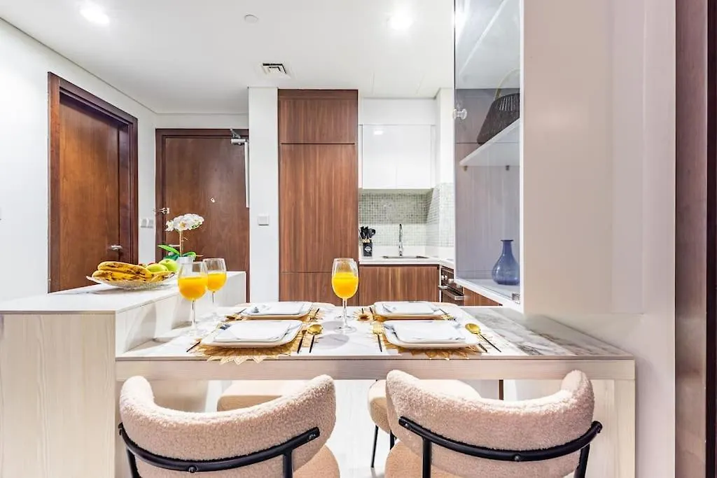 Elegant 2 Bedroom In Business Bay With Burj View Dubai Apartment